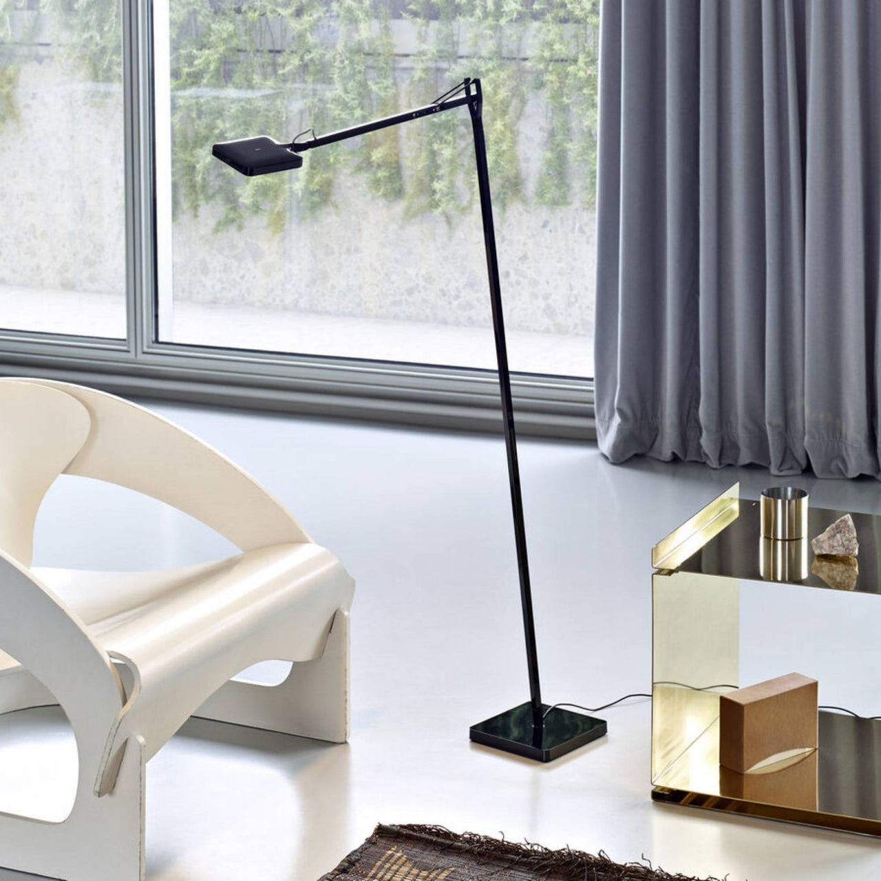 Kelvin LED Floor Lamp