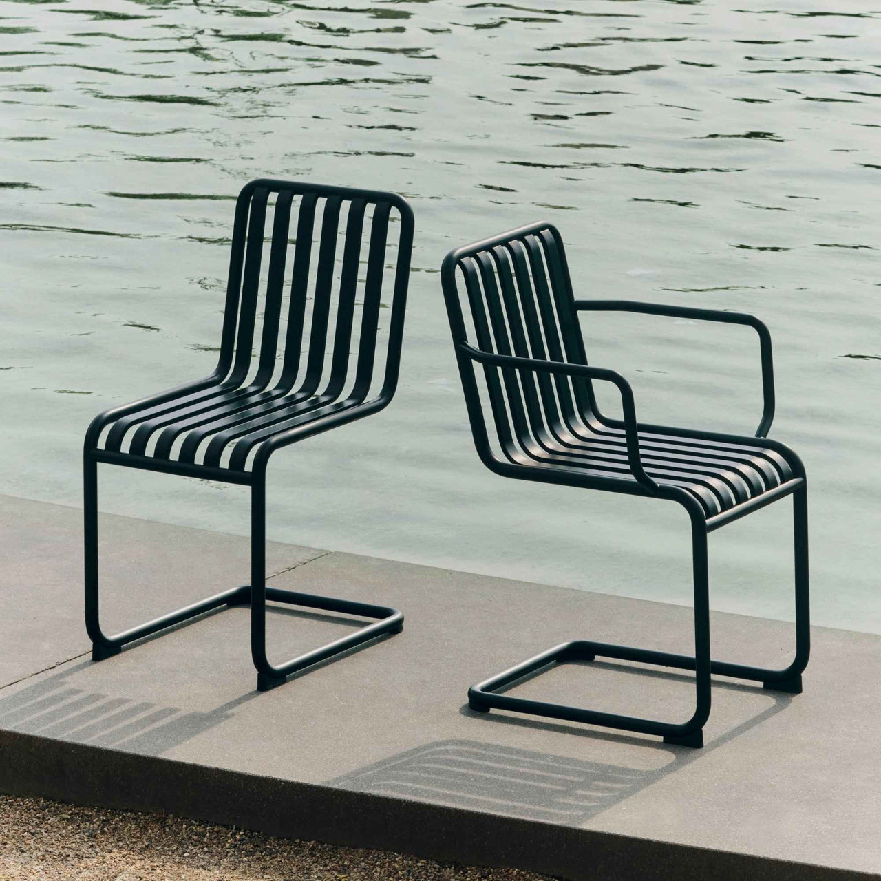 Palissade Cantilever Chair