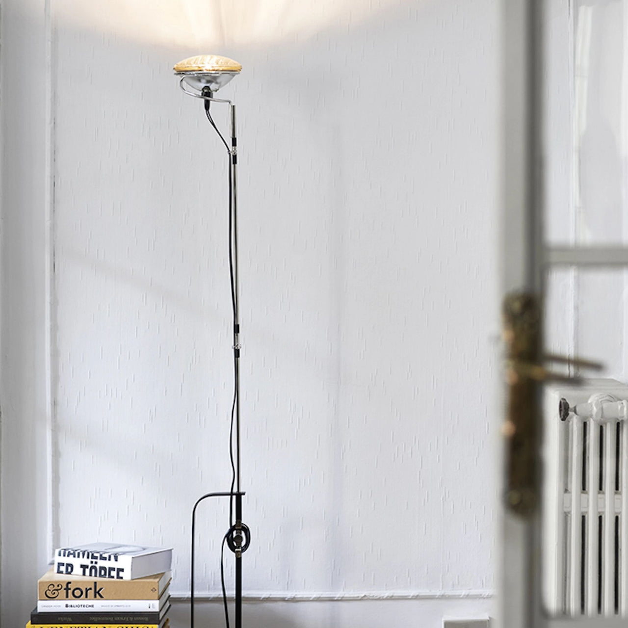 Toio Floor Lamp, LED
