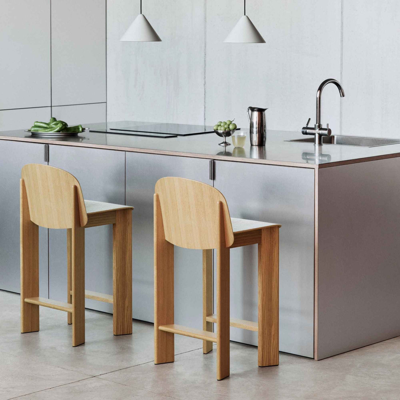 Chisel 35 Bar Stool Low, Upholstered