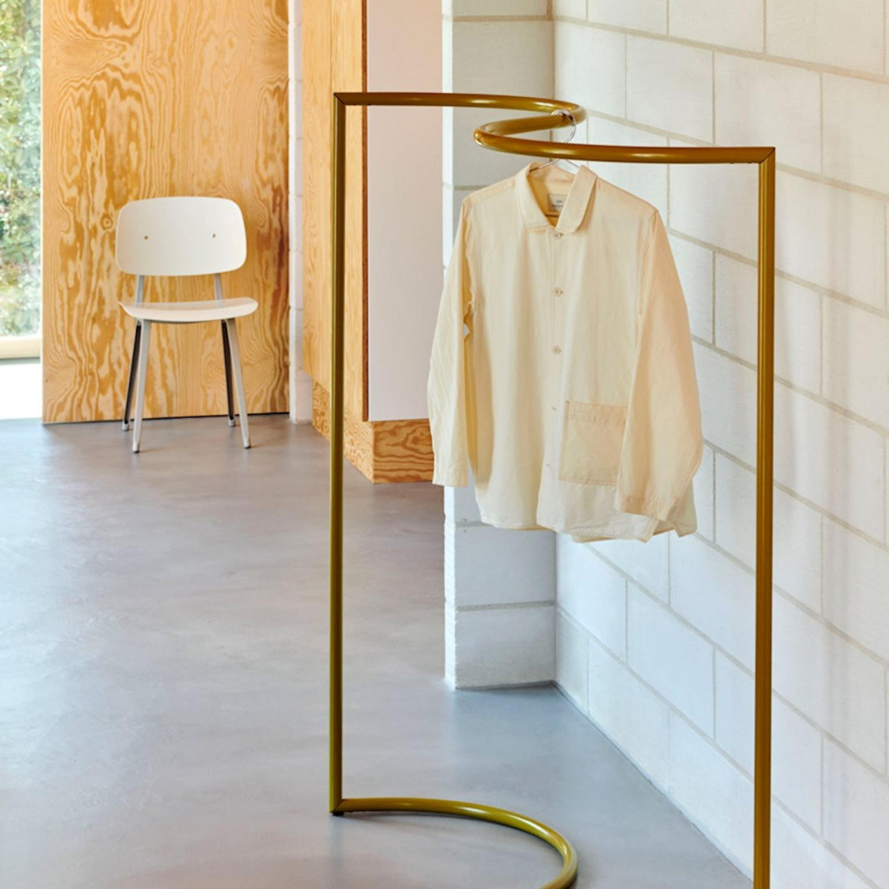 Colour Rack, S Shape