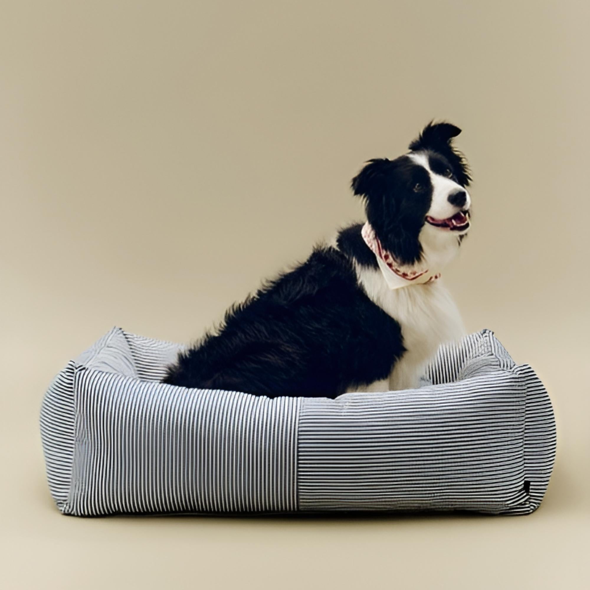HAY Dogs Bed, Large | Grafunkt