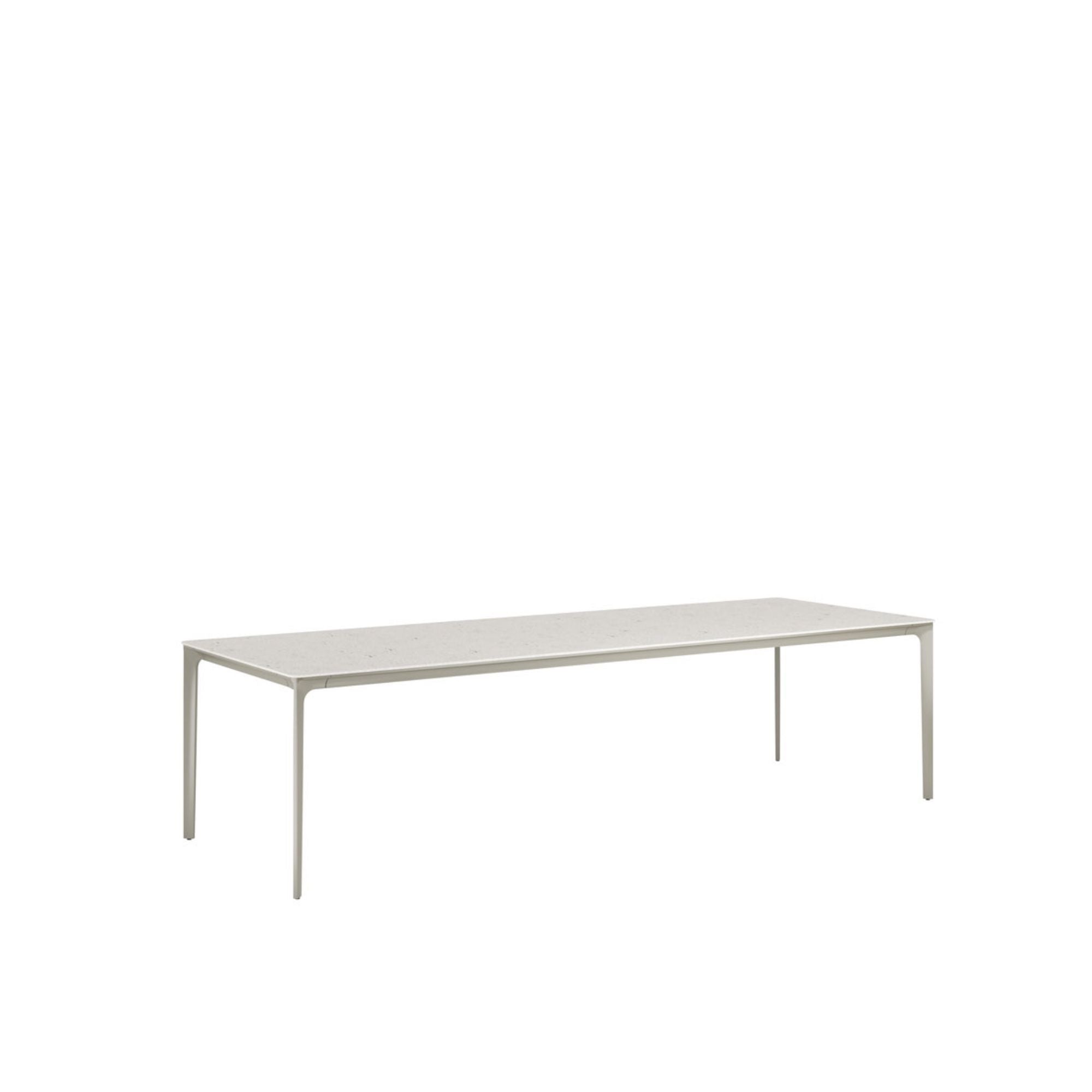 unicoラグ140×200cm ASENA Iena Table, 200cm | Hoshina | Grafunkt
