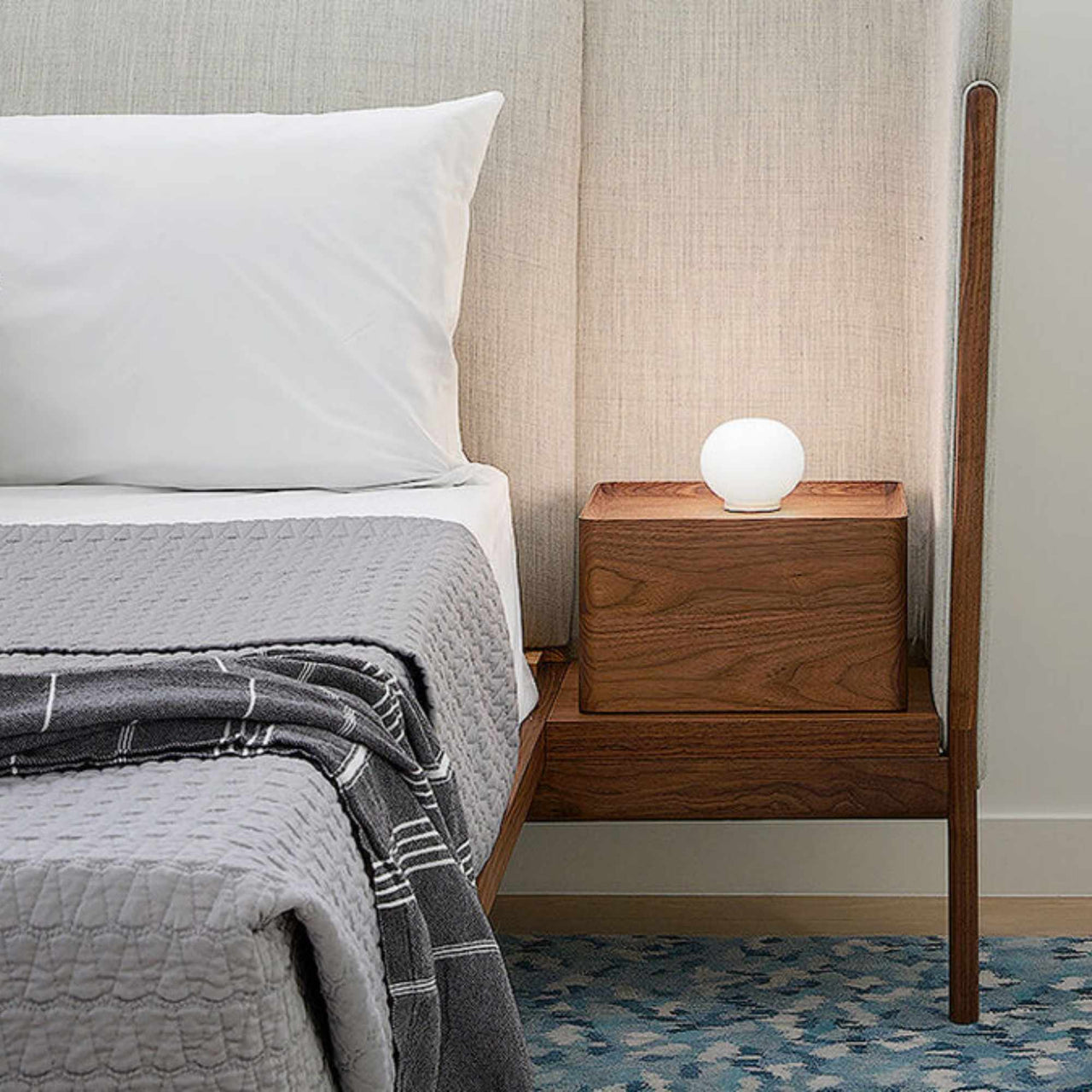 Mini Glo-Ball Table Lamp