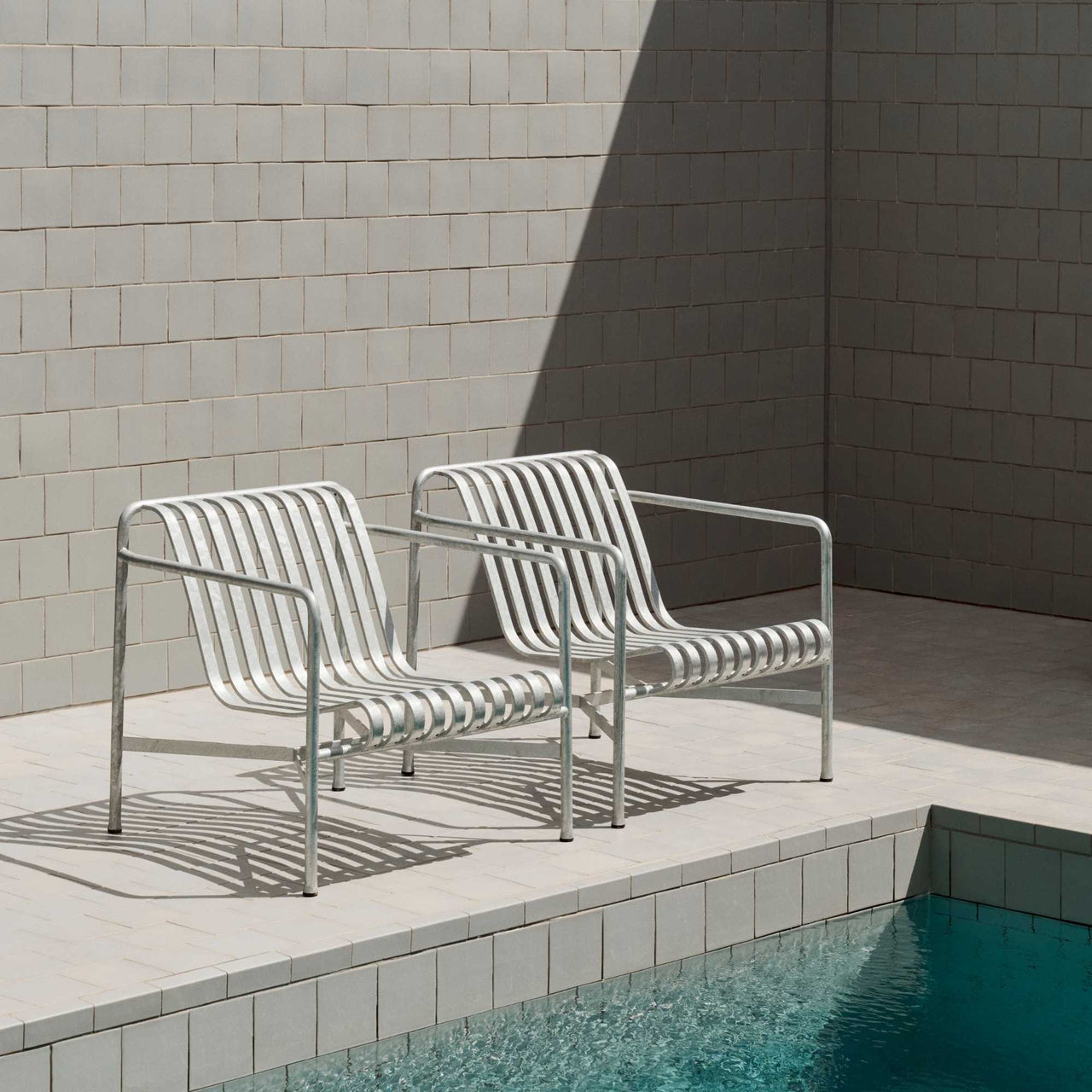 Palissade Hot Galvanised Lounge Chair, Low