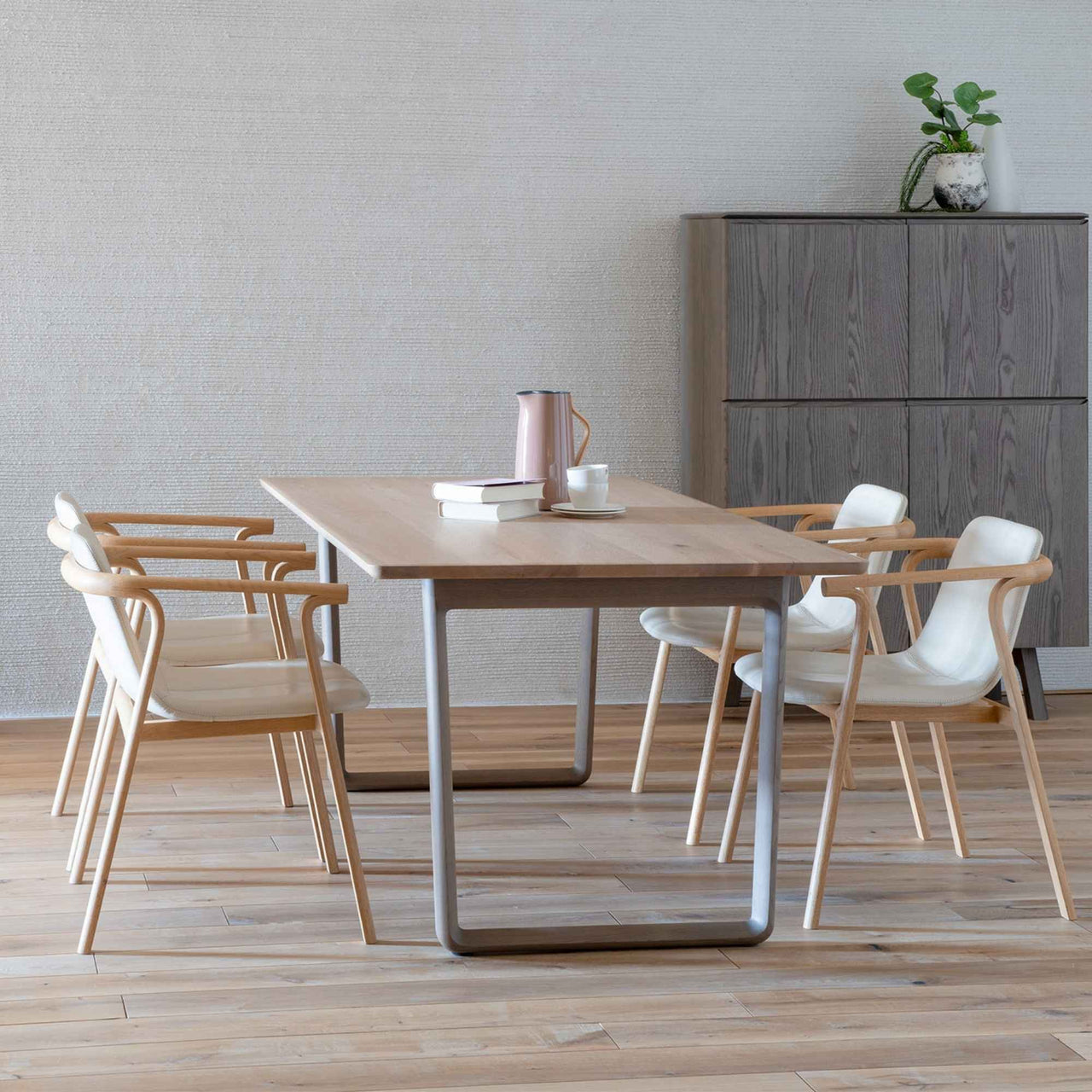 SL Table, Customisable