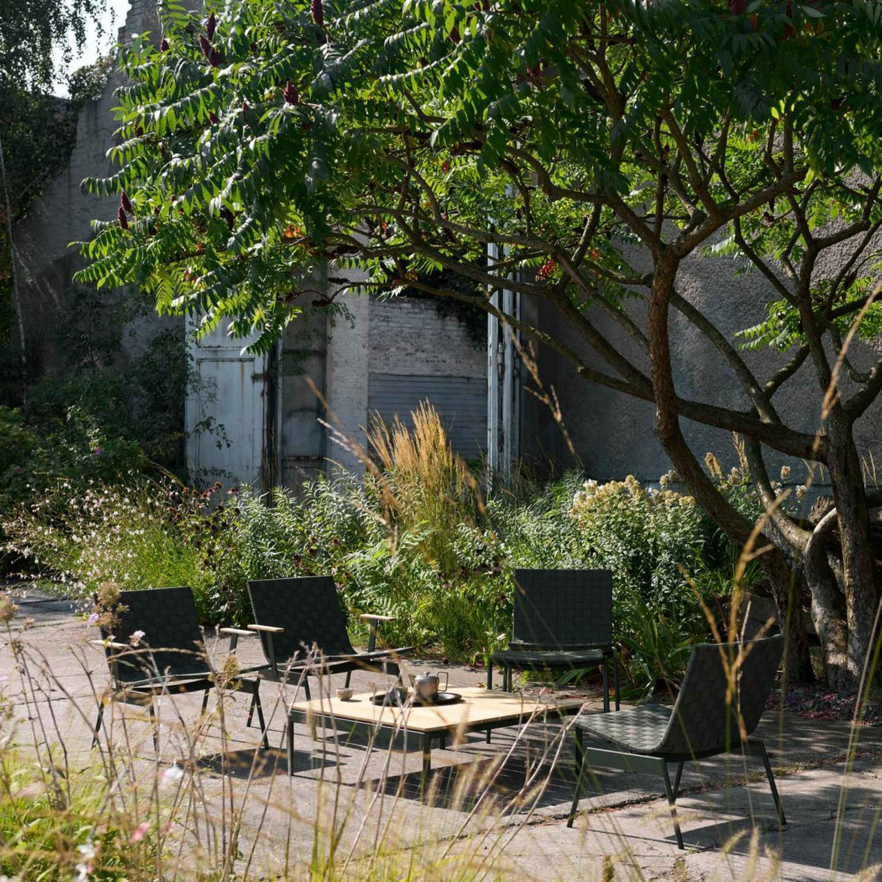 Ville Outdoor Lounge Side Chair (AV44)