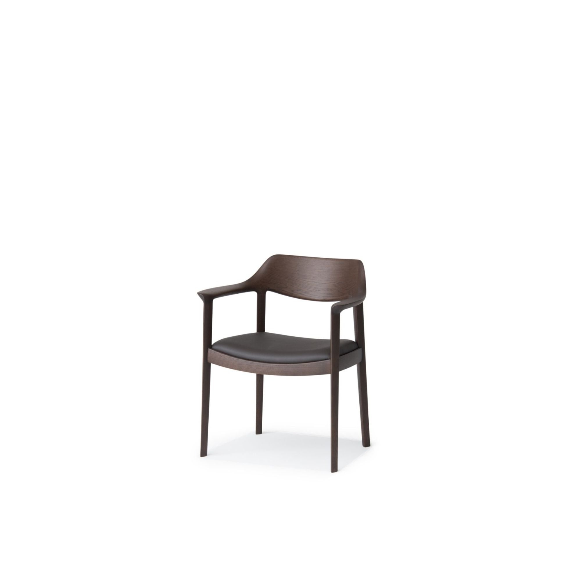 Wing Lux LD Dining Armchair | CondeHouse Singapore | Grafunkt